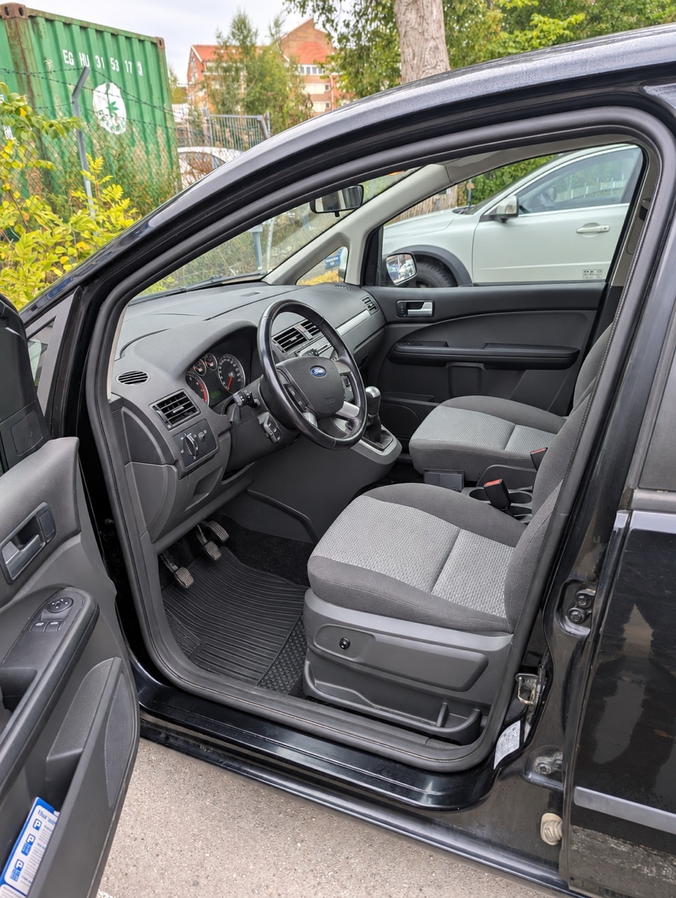 Ford Focus C-MAX 1.8 Flexifuel Manuell 2006, bild 2/2