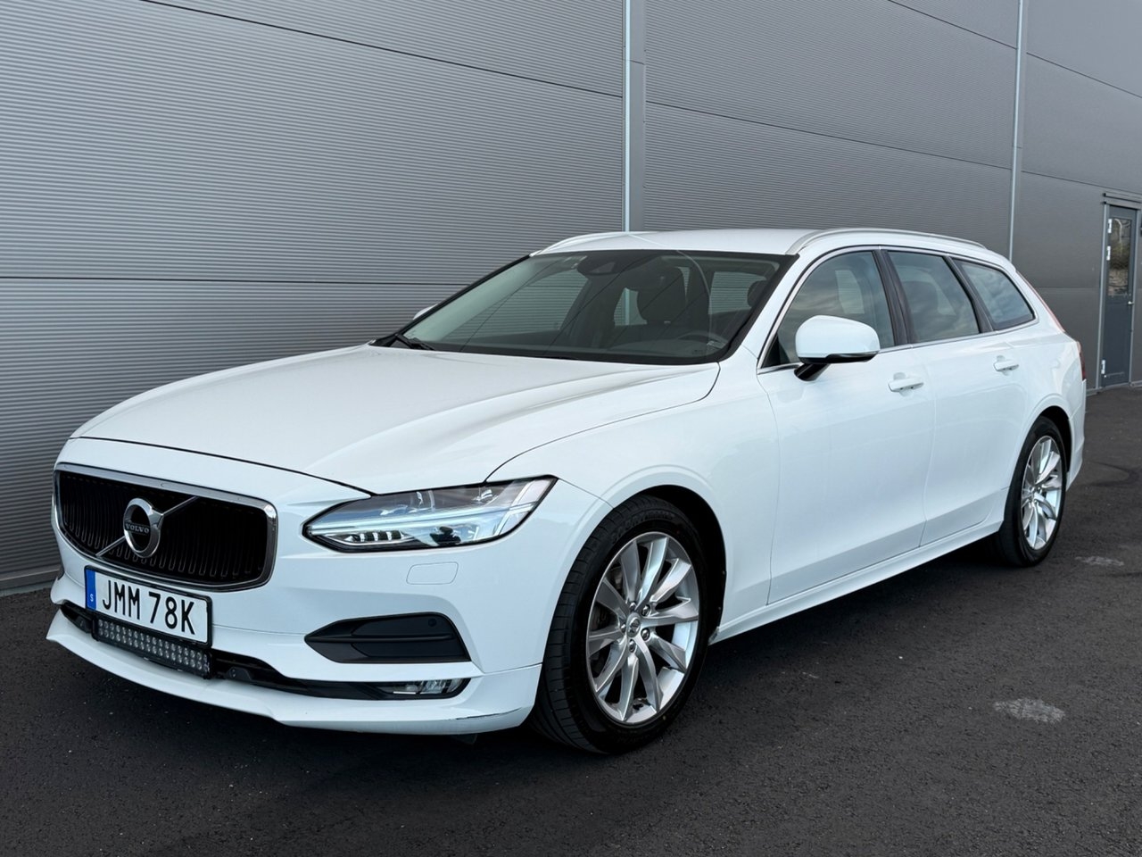 Volvo V90