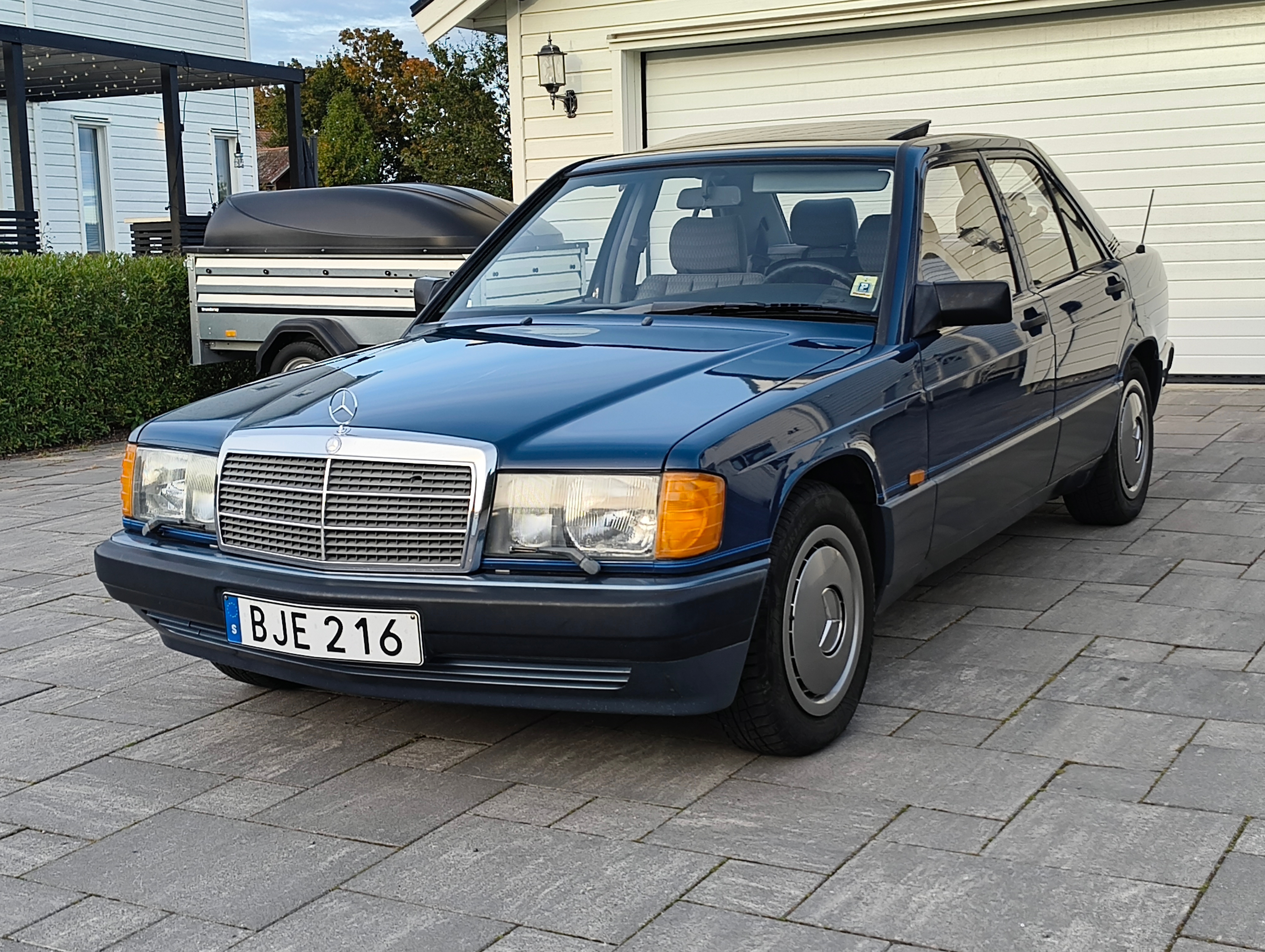 Mercedes-Benz 190 E 1.8 Manuell 1990, bild 4/10