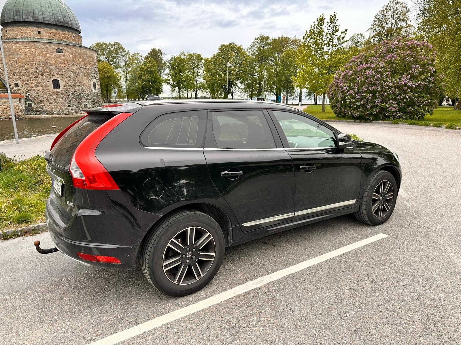 Volvo XC60 D4 AWD Geartronic 2017, bild 3/4