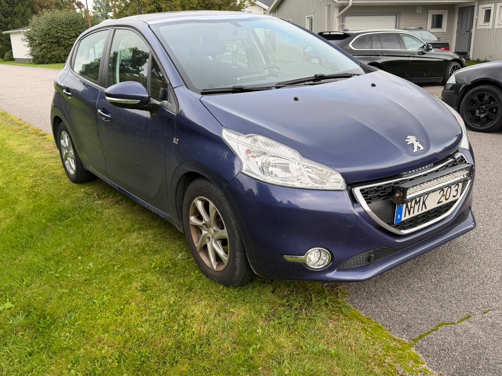 Peugeot 208 5-dörrar 1.2 VTi 82 Manuell 2013, bild 3/10