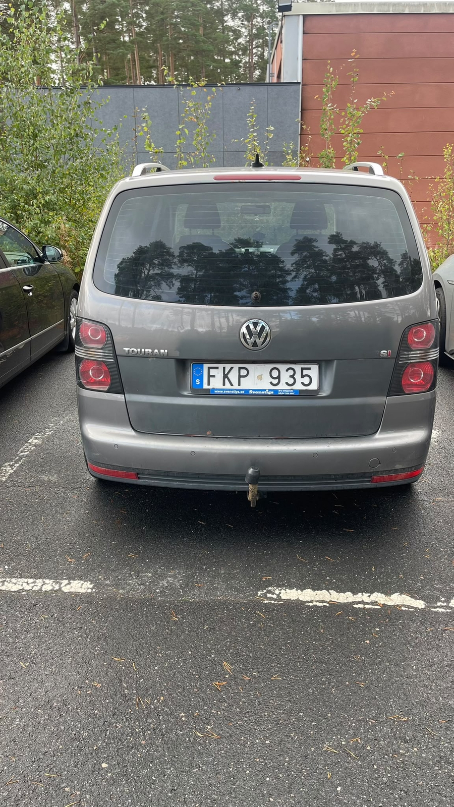 Volkswagen Touran 2010, bild 3/10
