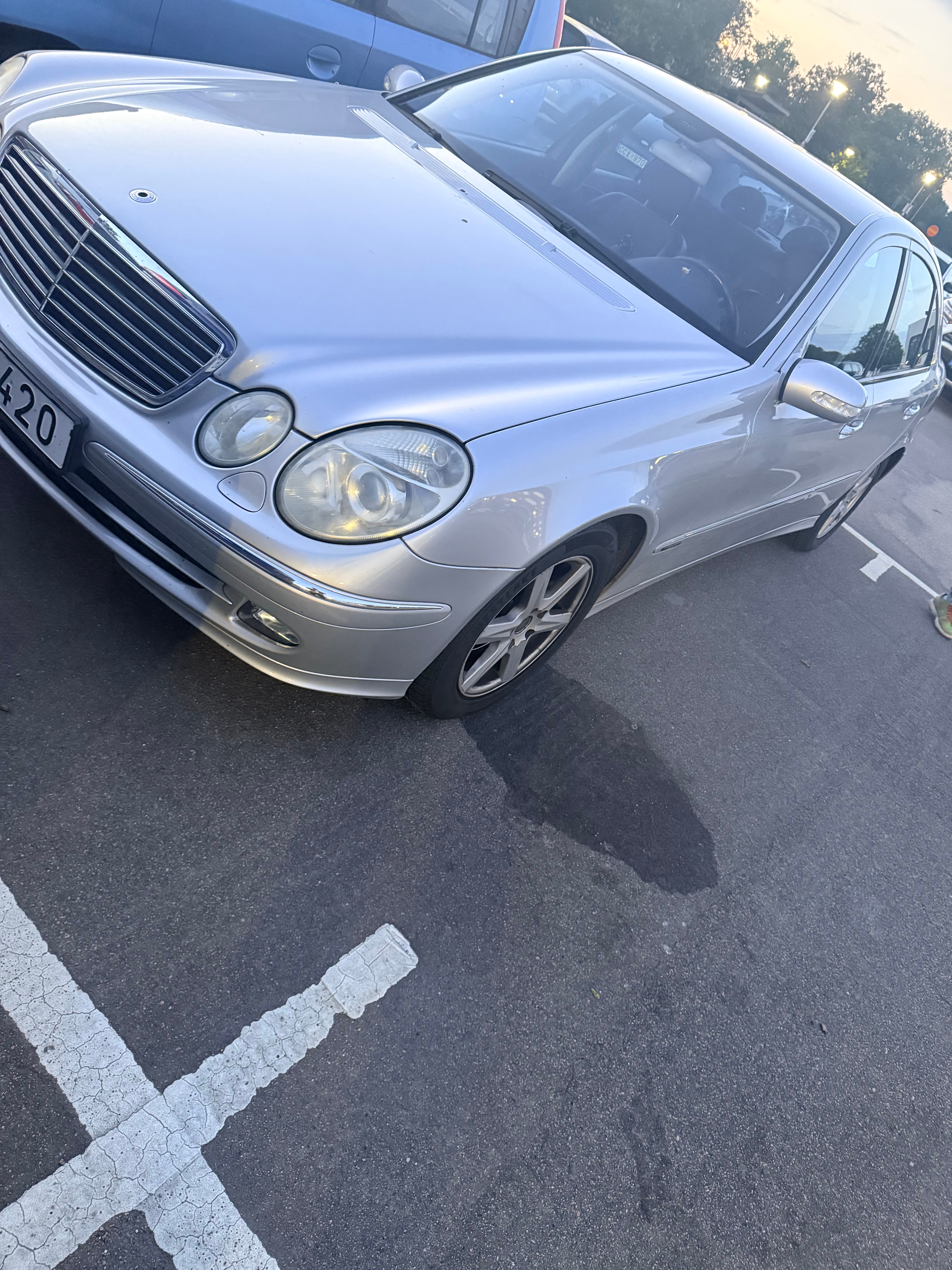 Mercedes-Benz E 200 Kompressor 5G-Tronic 2005, bild 4/5