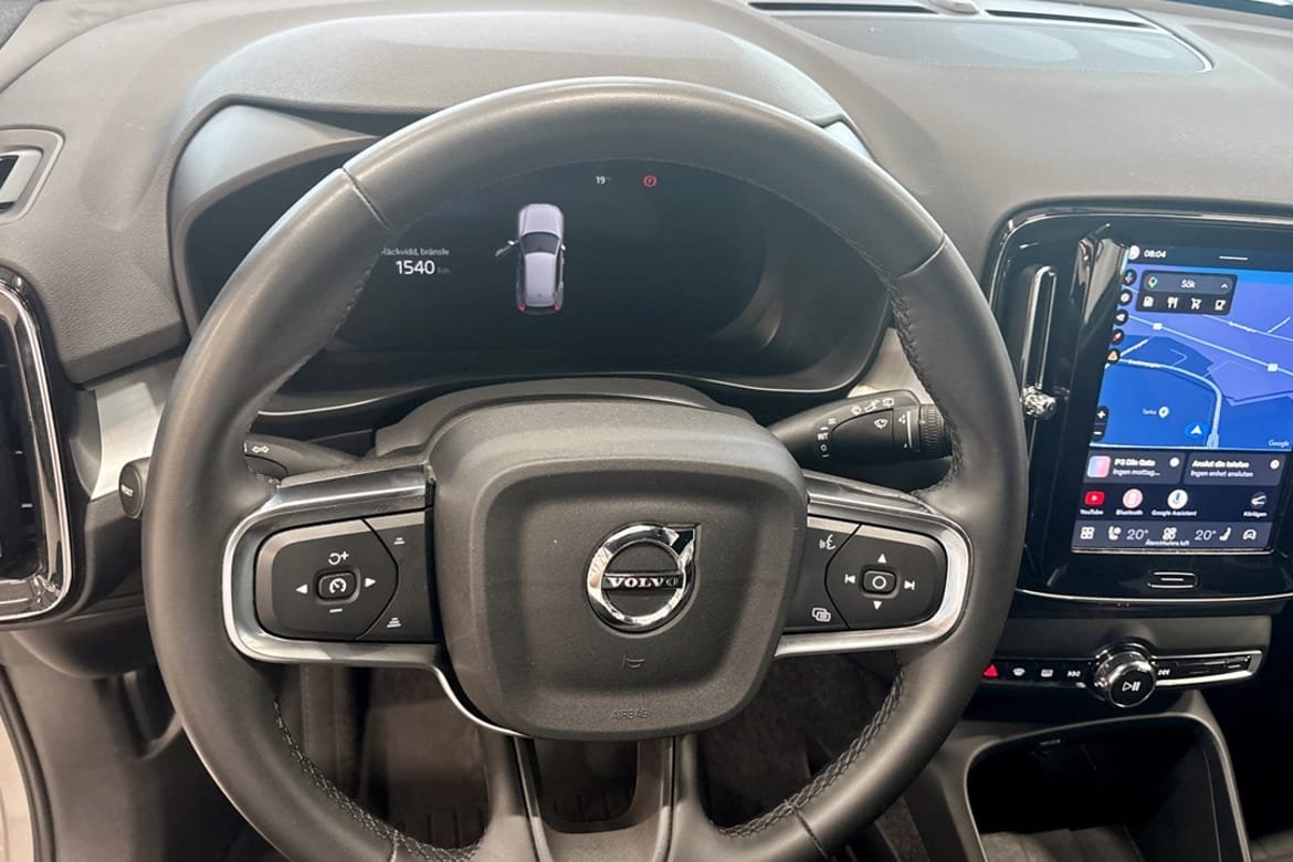 Volvo XC40 B3 FWD Bensin Plus Dark 2025, bild 7/10