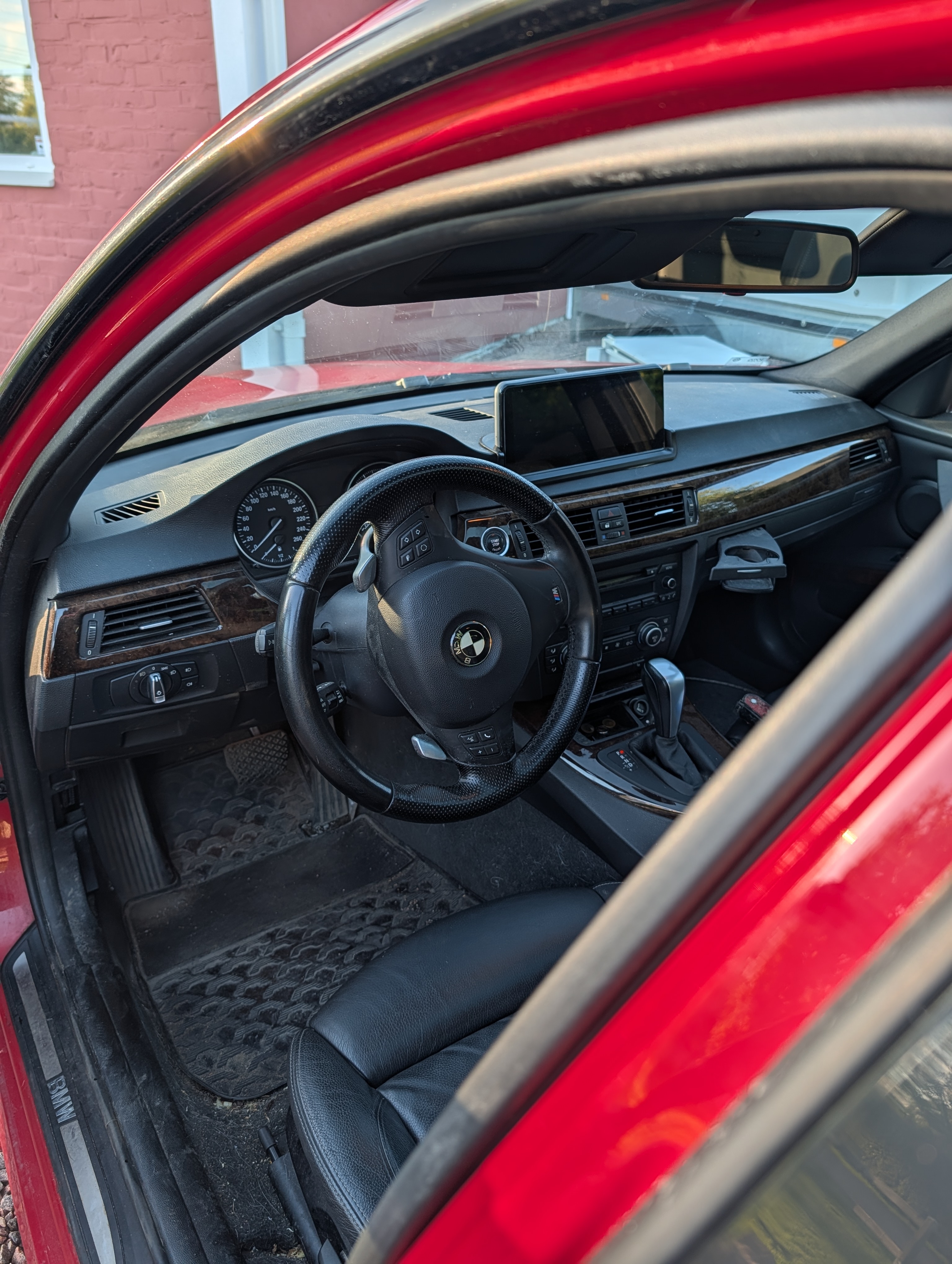 BMW 325i 2009, bild 5/6