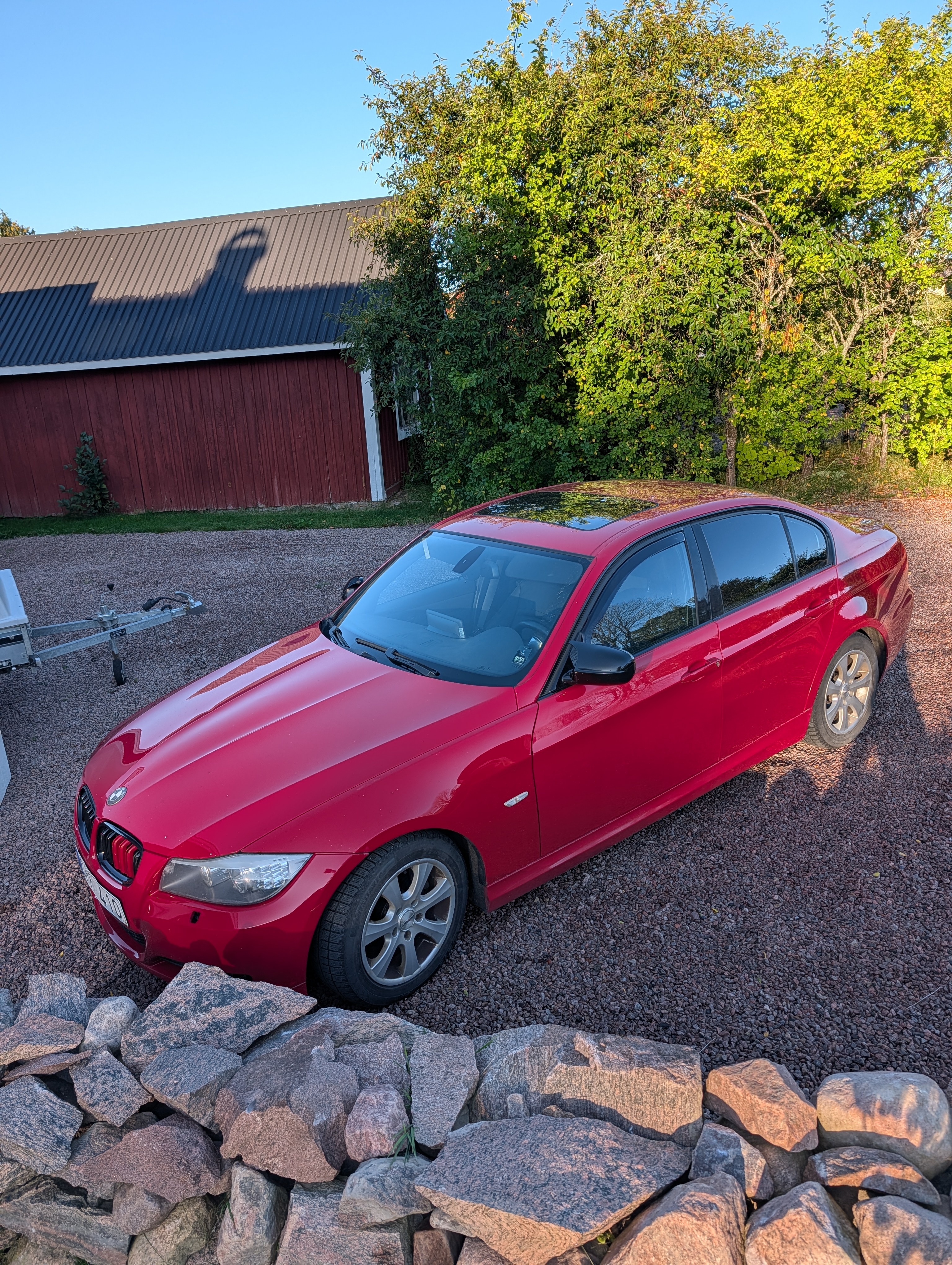 BMW 325i 2009, bild 4/6