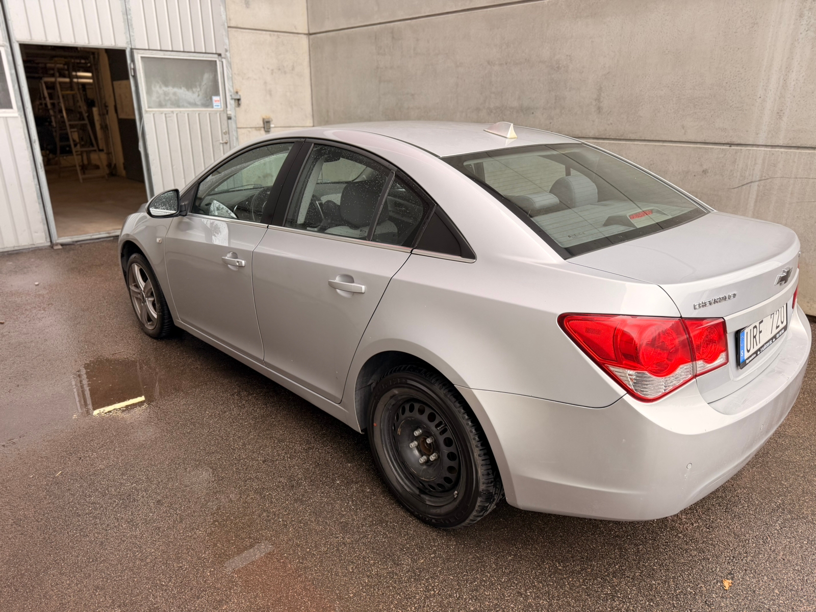 Chevrolet Cruze 2.0 TD VCDi Hydra-Matic 2010, bild 3/4