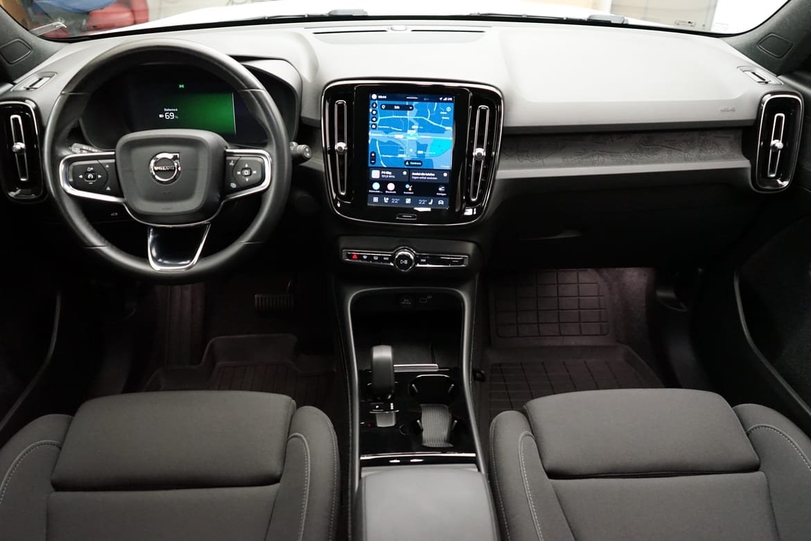 Volvo XC40 Recharge Twin Core, Dragkrok 2024, bild 6/10