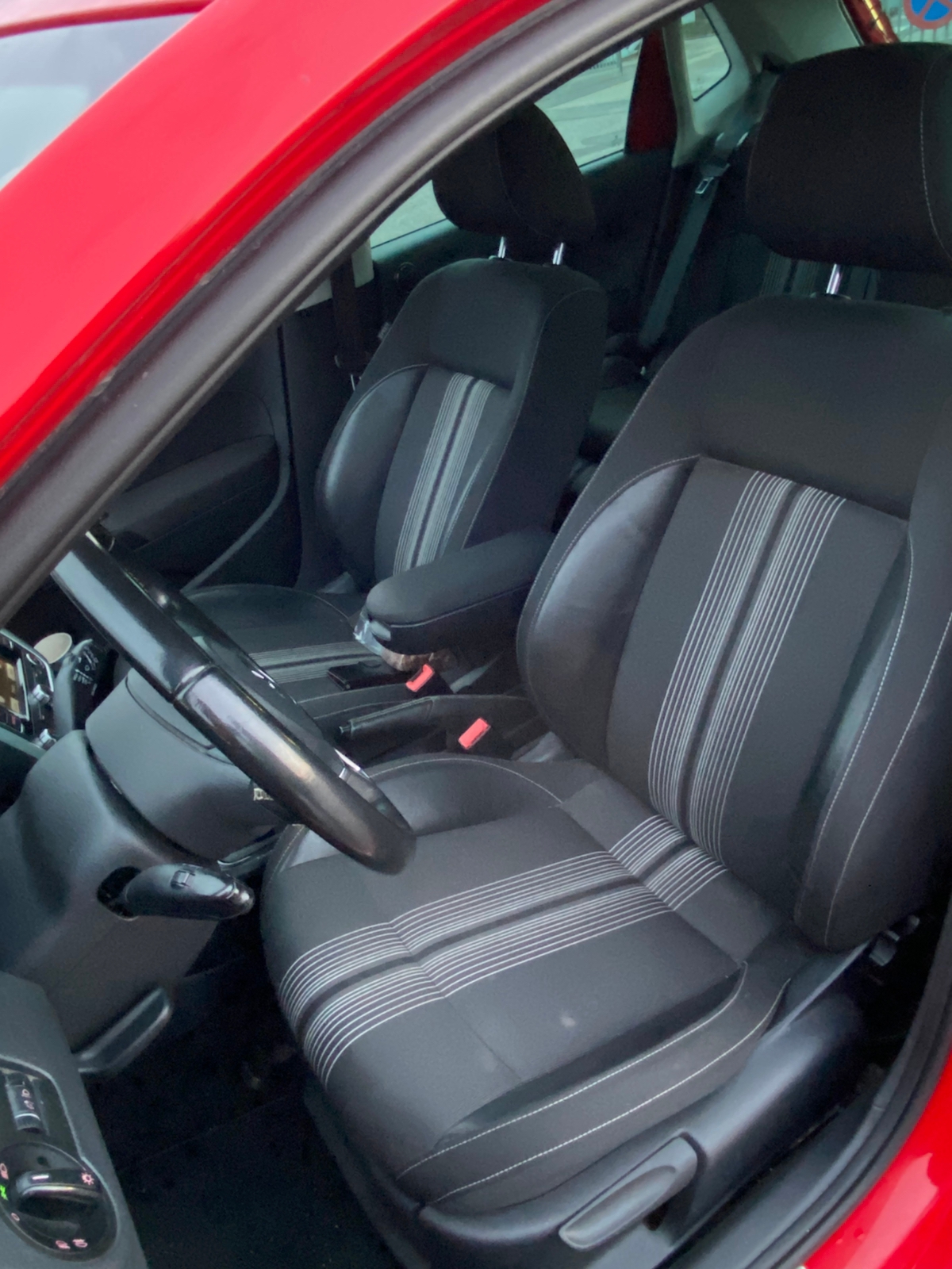Volkswagen Polo 2013, bild 6/9