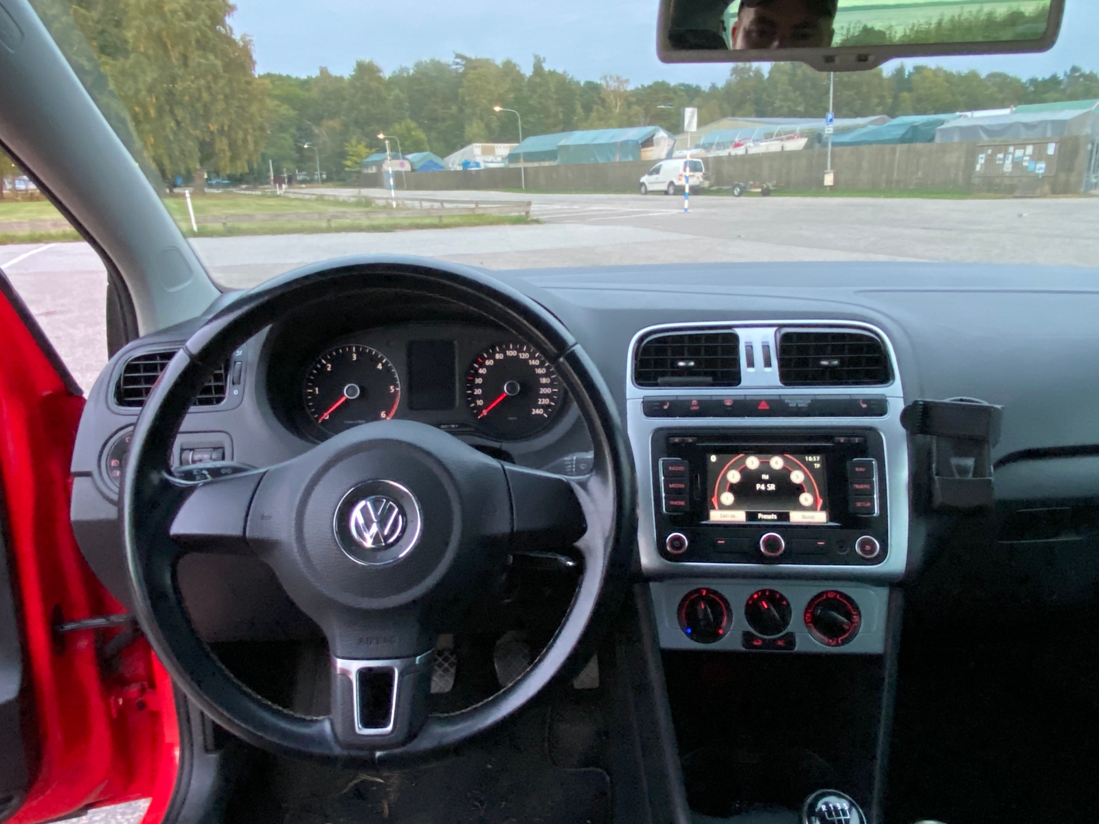 Volkswagen Polo 2013, bild 4/9