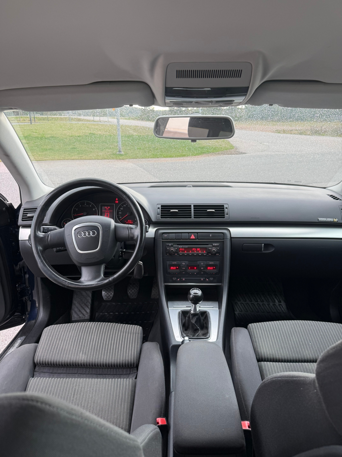 Audi A4 Avant 1.8 T Manuell 2005, bild 6/7