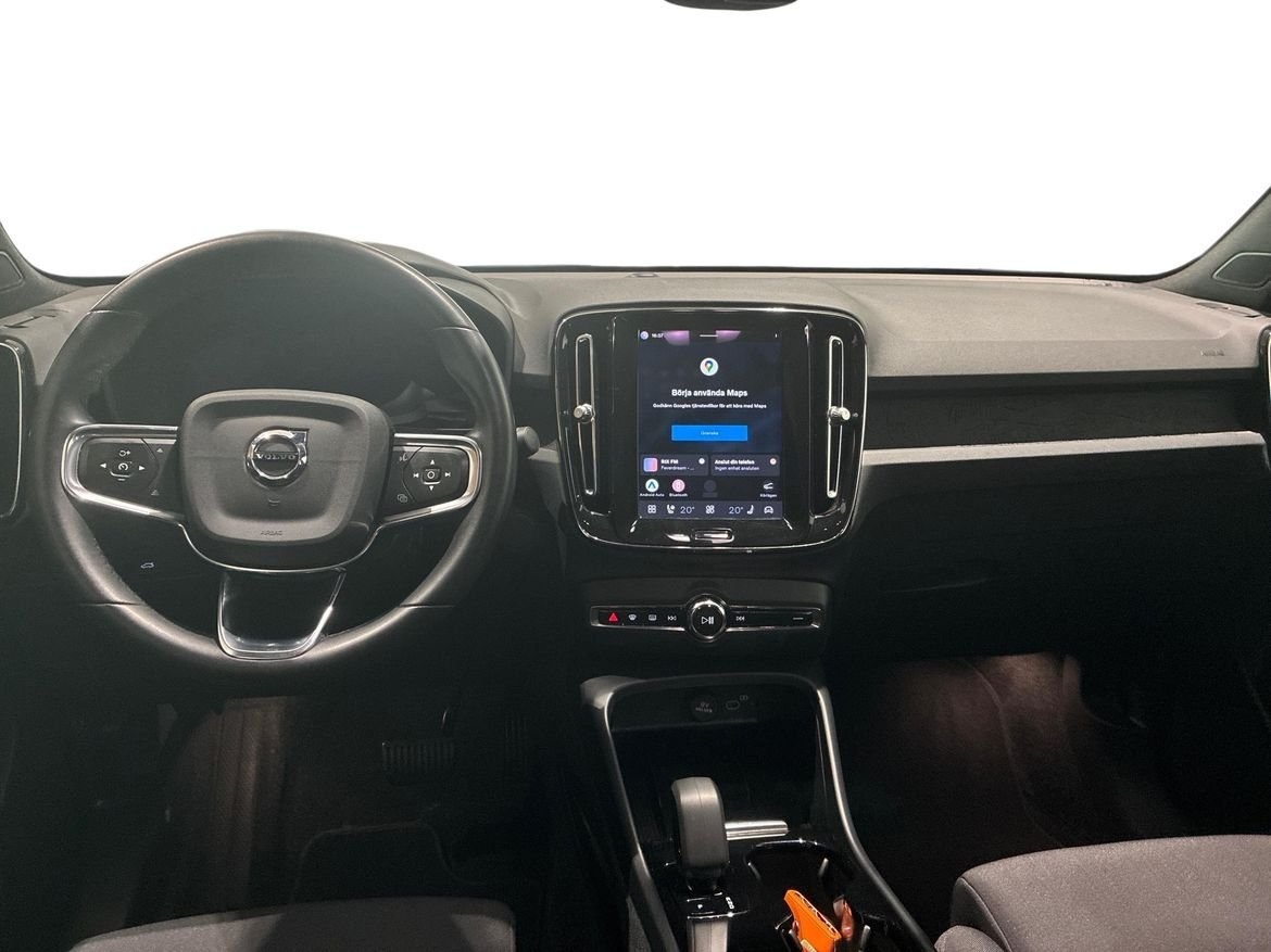 Volvo C40 Recharge Core 2023, photo 5/10