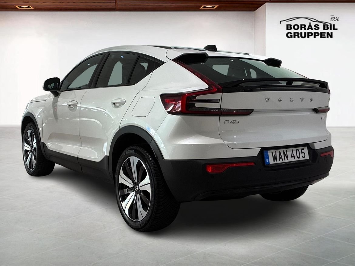 Volvo C40 Recharge Core 2023, photo 2/10