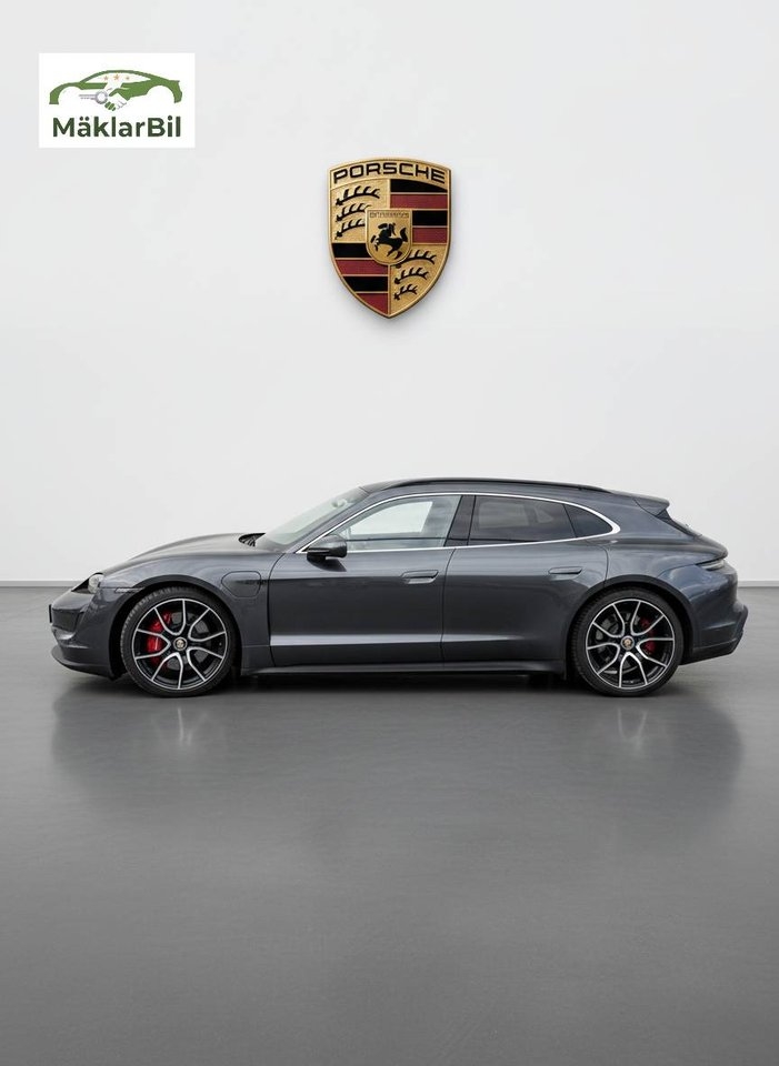 Porsche Taycan 2024, bild 2/5