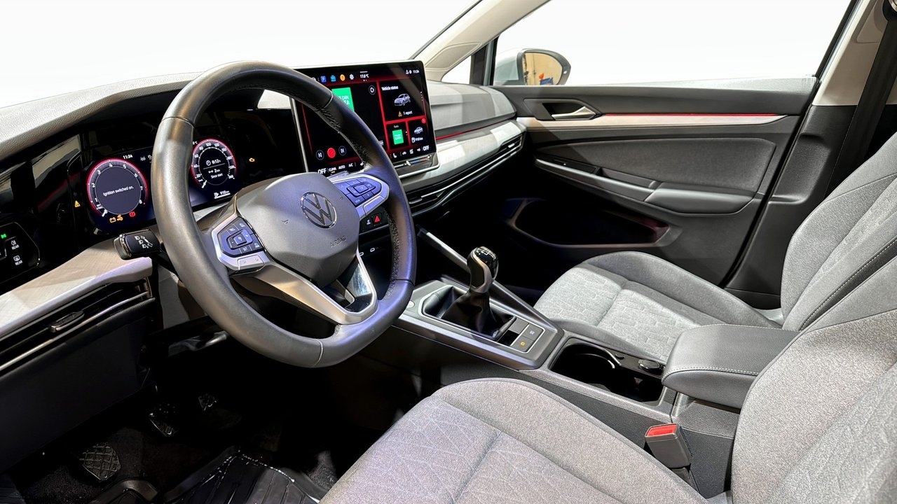 Volkswagen Golf 2025, bild 7/10