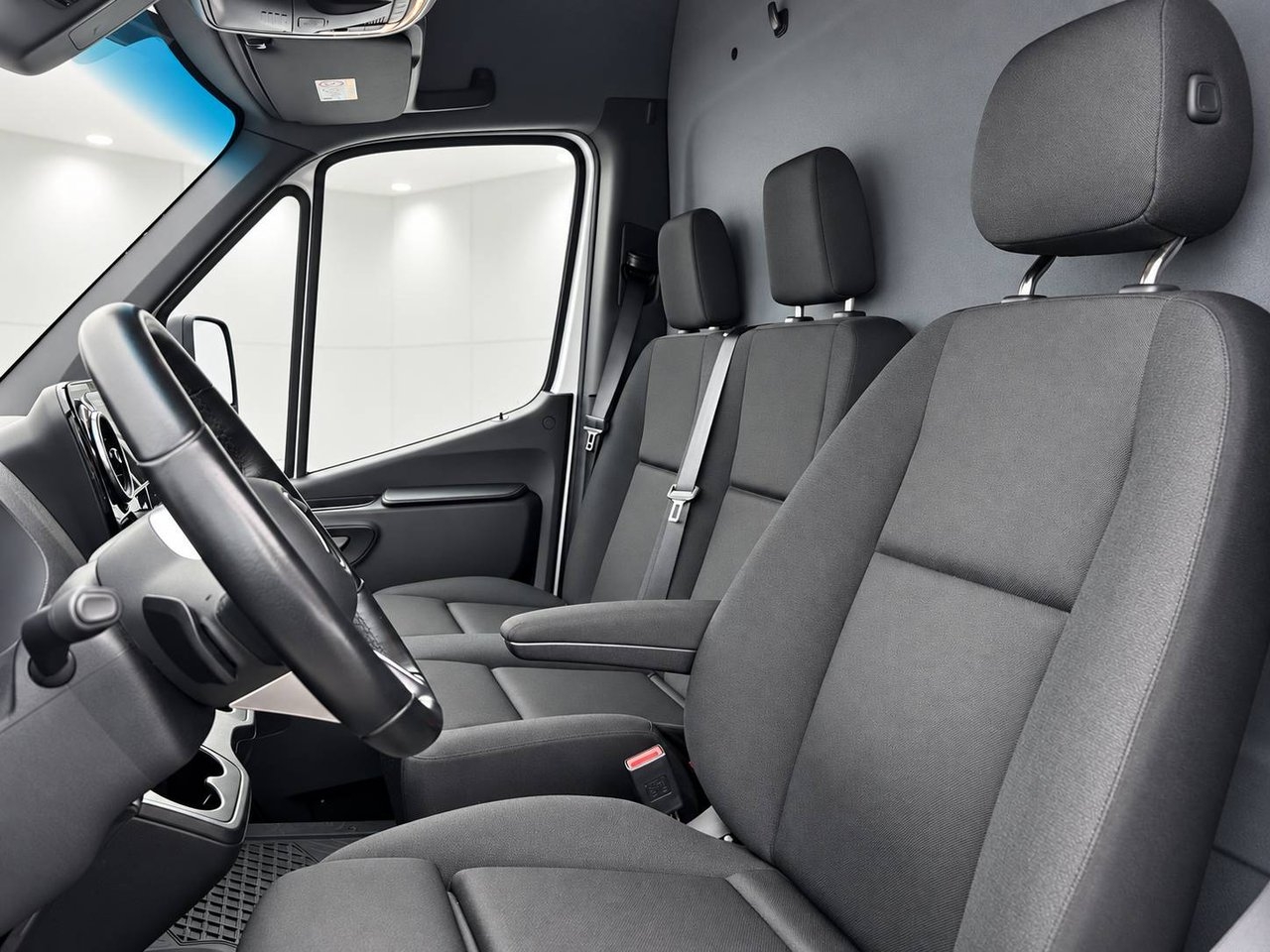 Mercedes-Benz Sprinter 2025, bild 5/5