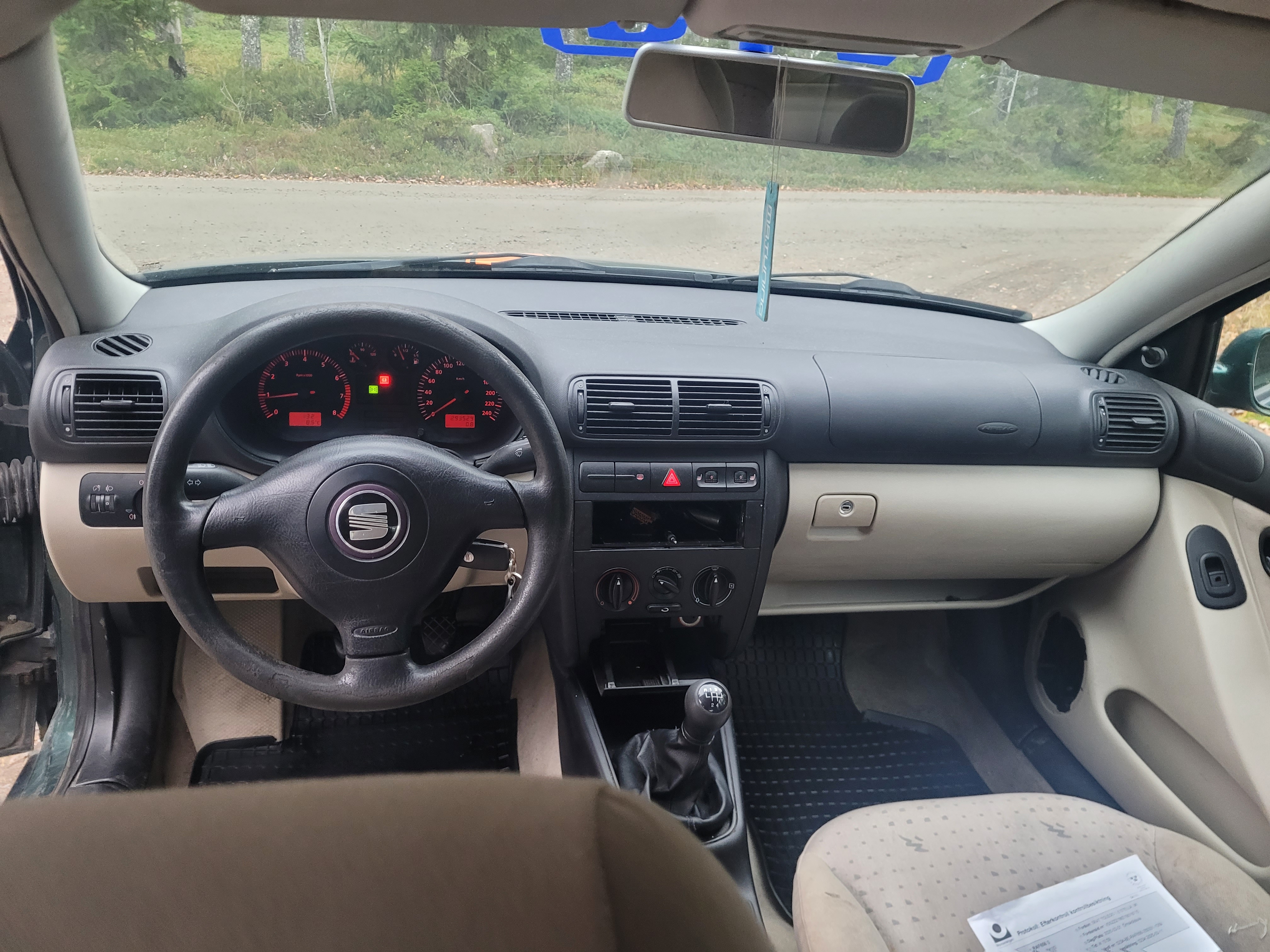 Seat Toledo 1.6 Manuell 2000, bild 6/7