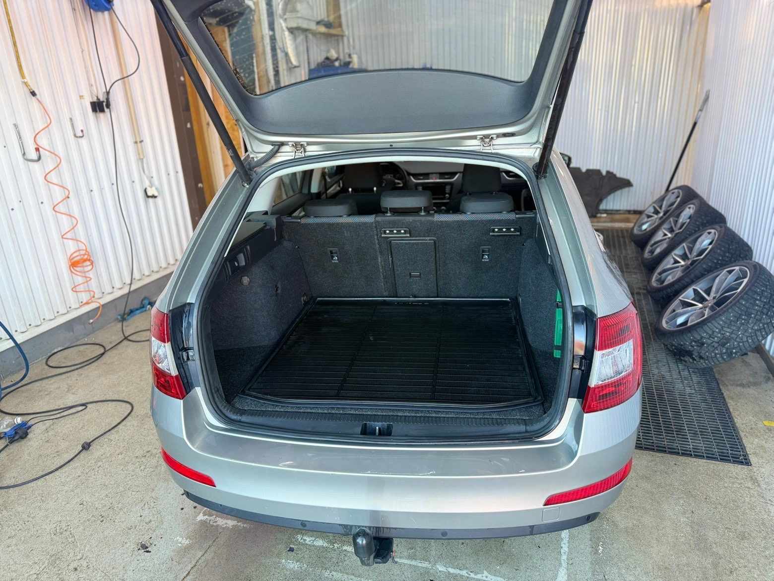 Skoda Octavia 2017, bild 4/10