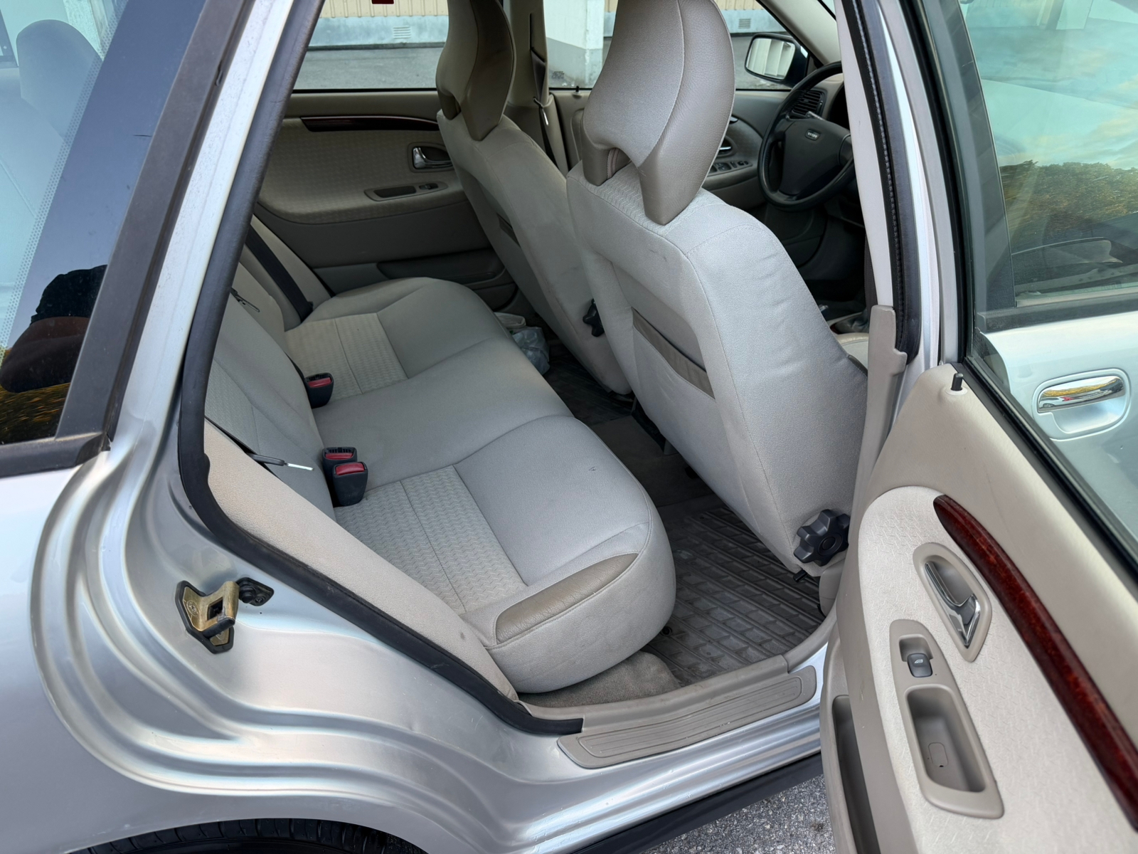 Volvo V40 1.8 Manuell 2004, bild 5/7