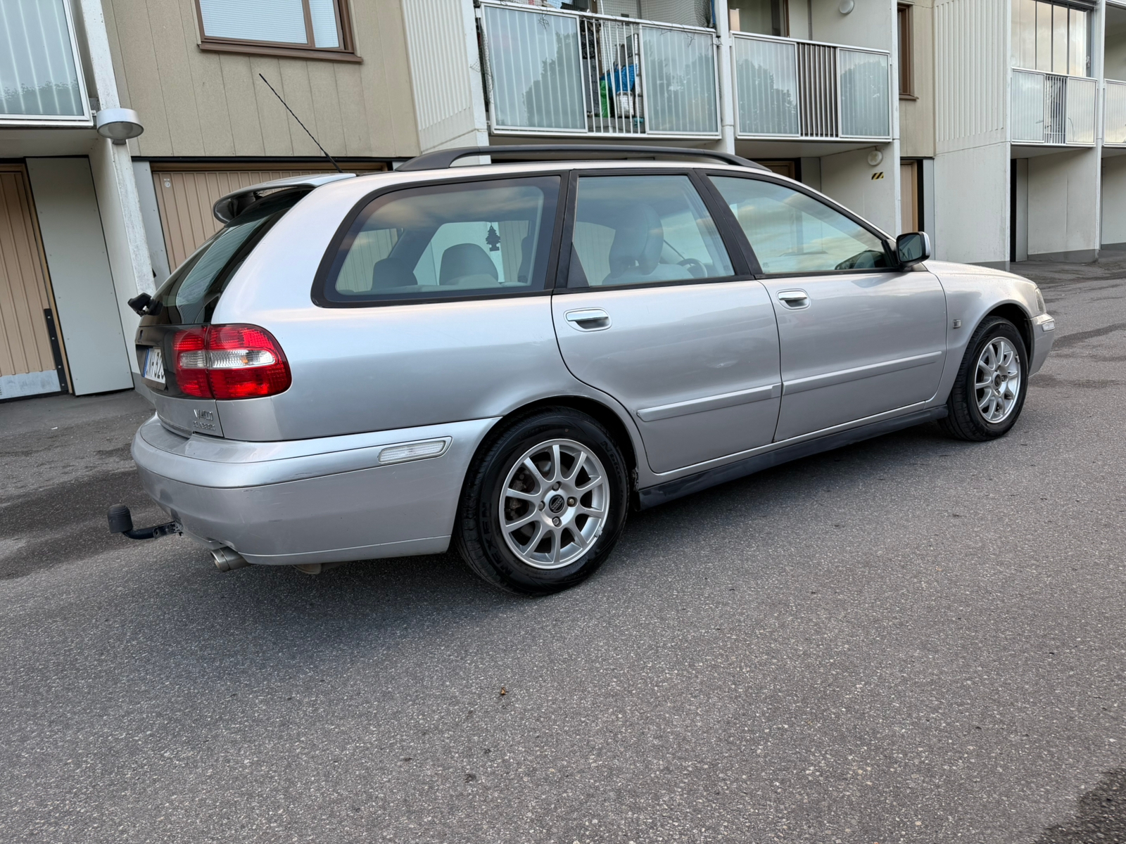 Volvo V40 1.8 Manuell 2004, bild 3/7