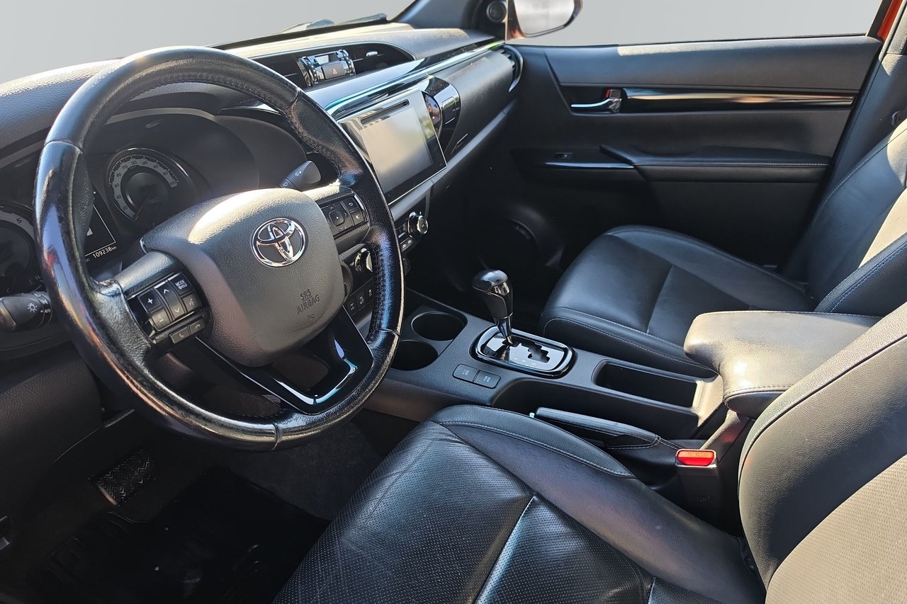 Toyota HiLux 2019, bild 7/10