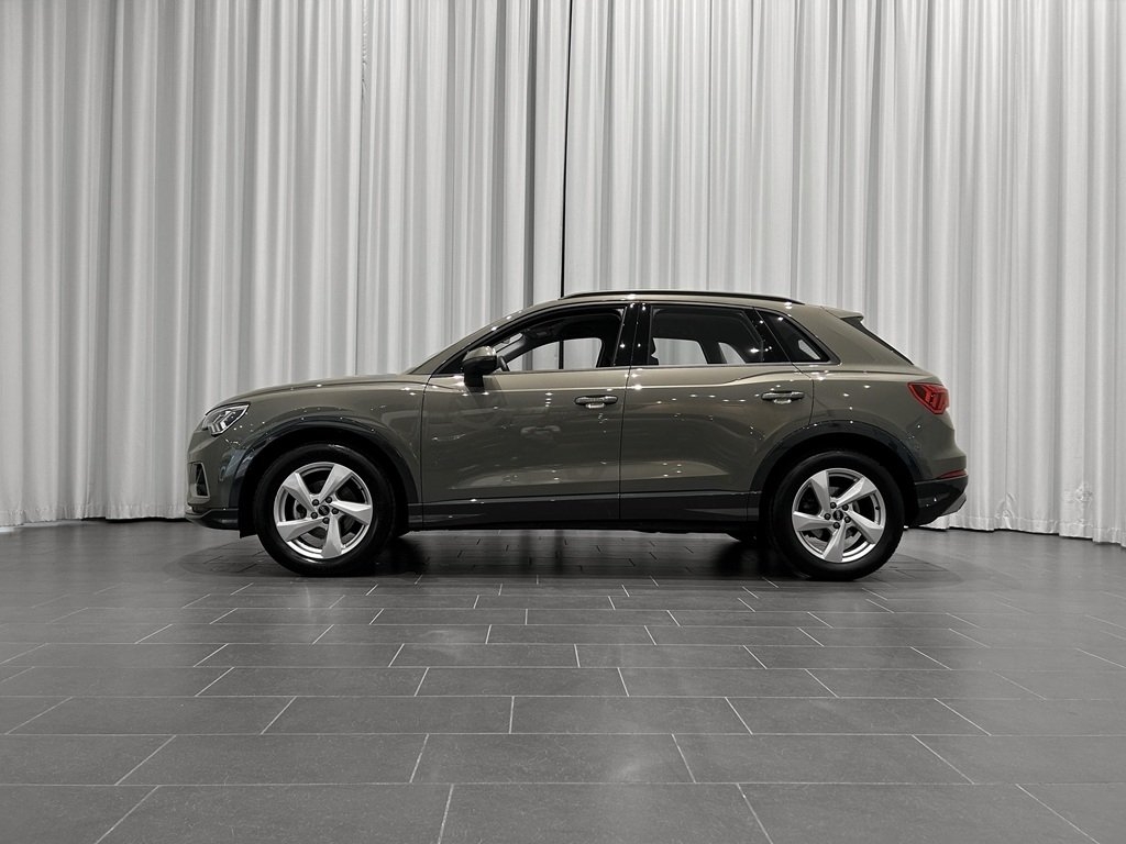 Audi Q3 35 TFSI 150hk S Tronic 2025, bild 2/14