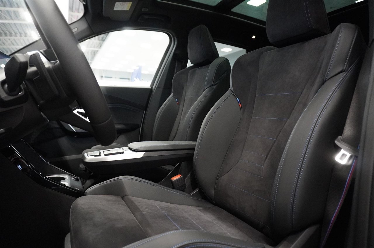 BMW iX1 2027, photo 3/10