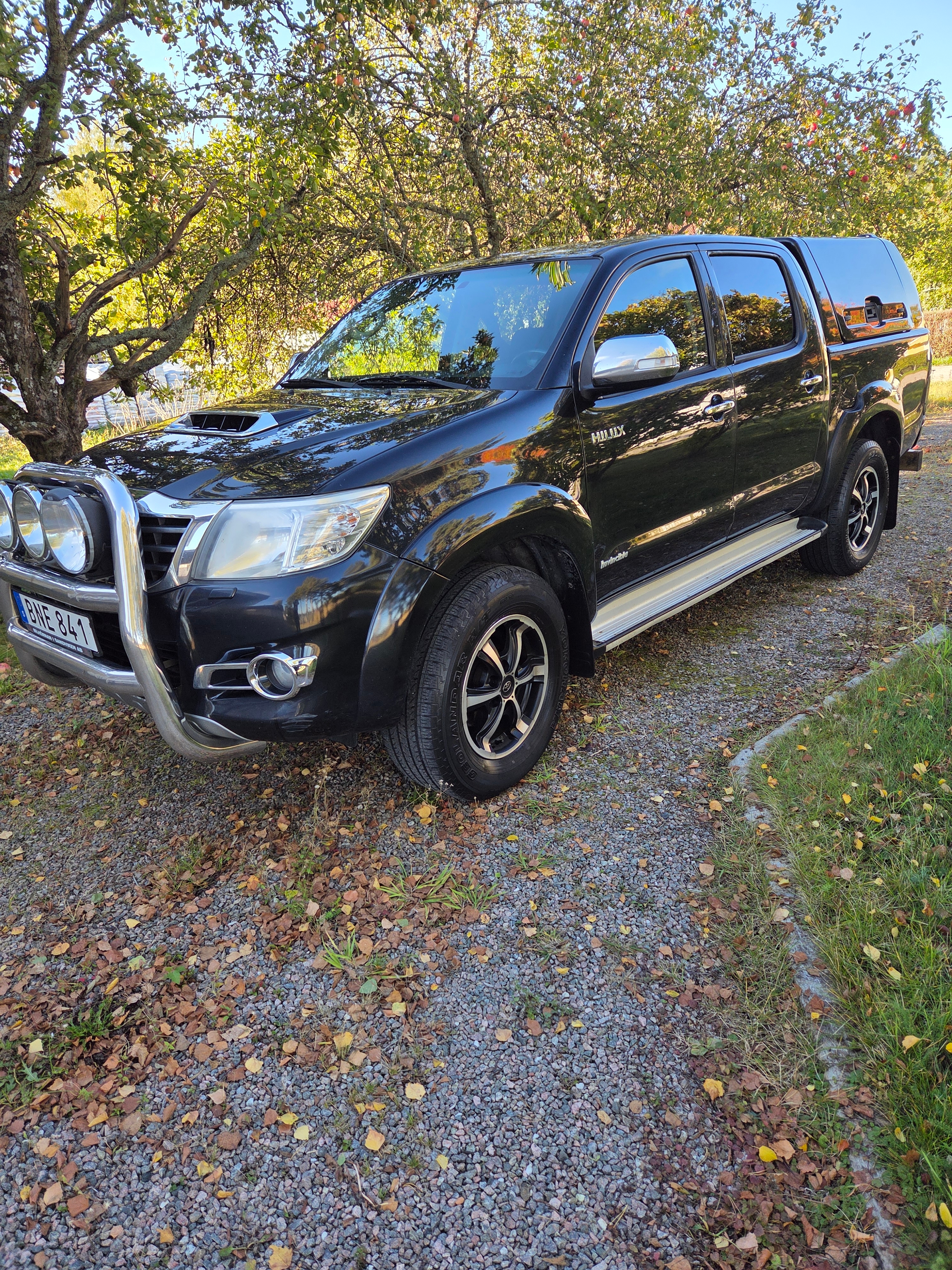 Toyota HiLux 2014, bild 2/3