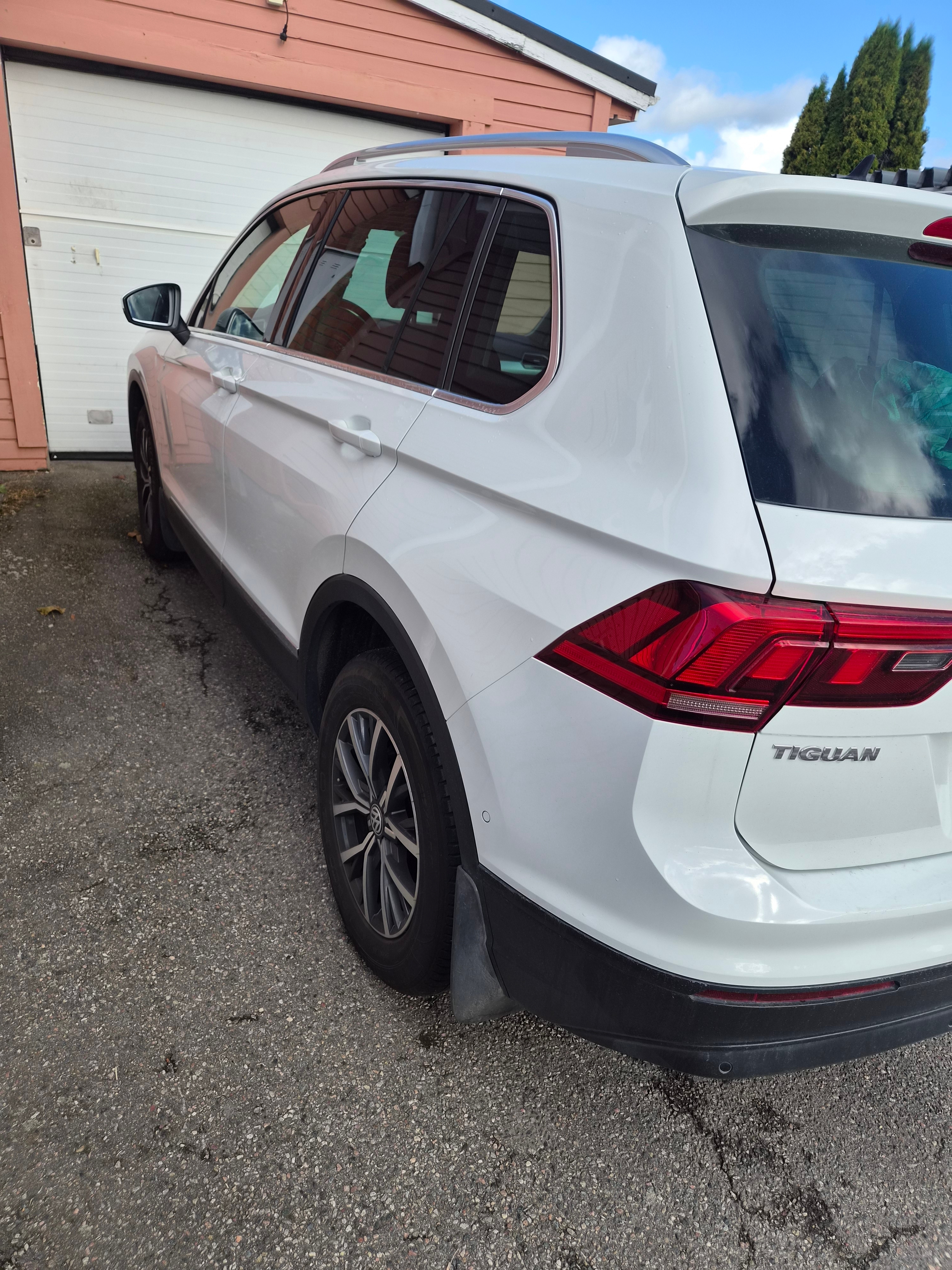 Volkswagen Tiguan 2017, bild 3/9