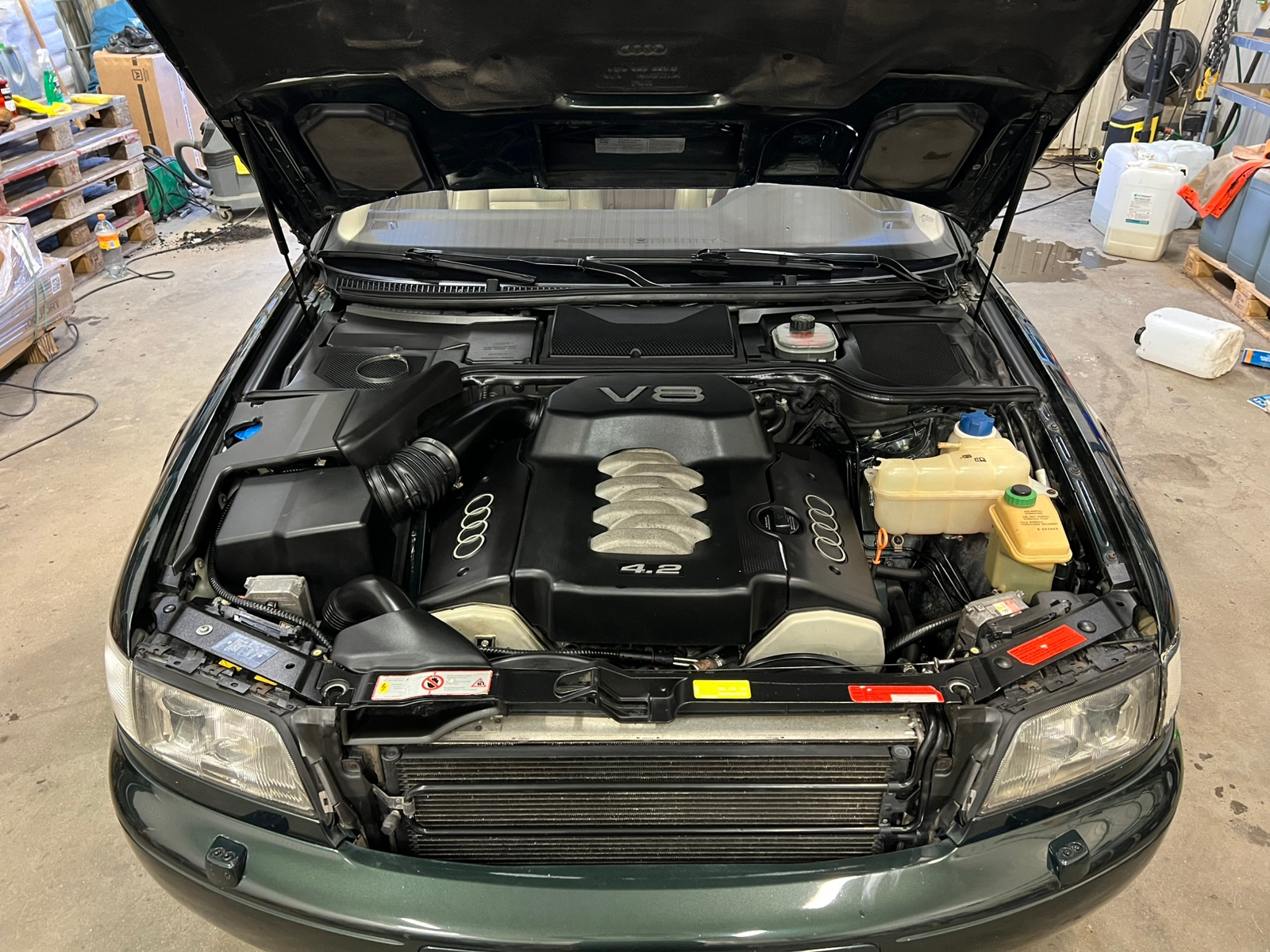 Audi A8 4.2 V8 quattro Automatisk 1997, photo 5/5