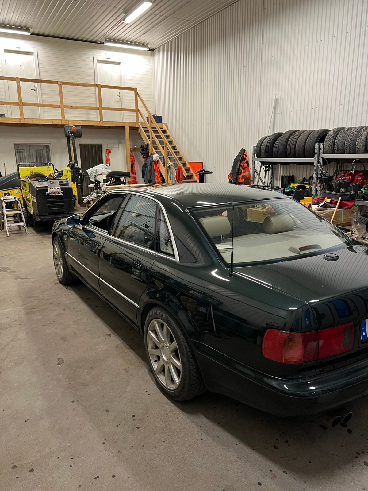 Audi A8 4.2 V8 quattro Automatisk 1997, photo 4/5