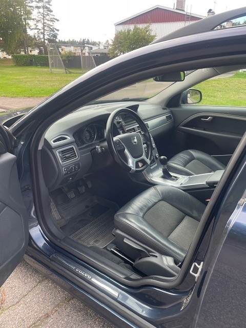 Volvo V70 D2 Manuell 2014, bild 7/9