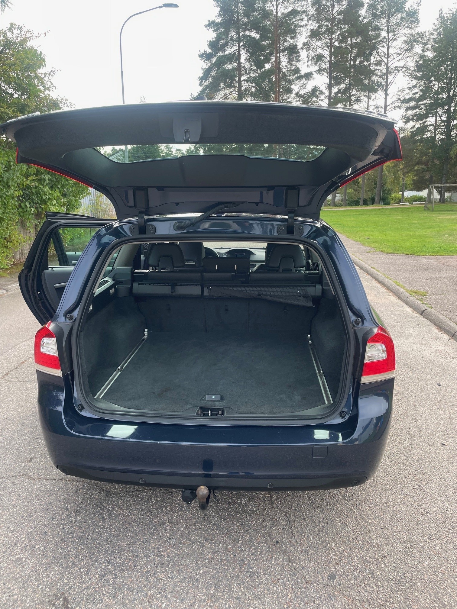 Volvo V70 D2 Manuell 2014, bild 6/9