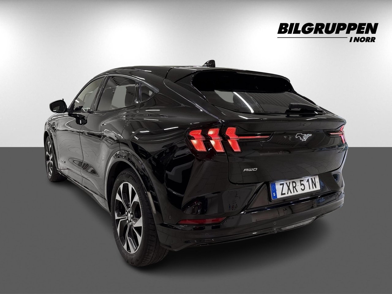 Ford Mustang Mach-E 2021, bild 6/10