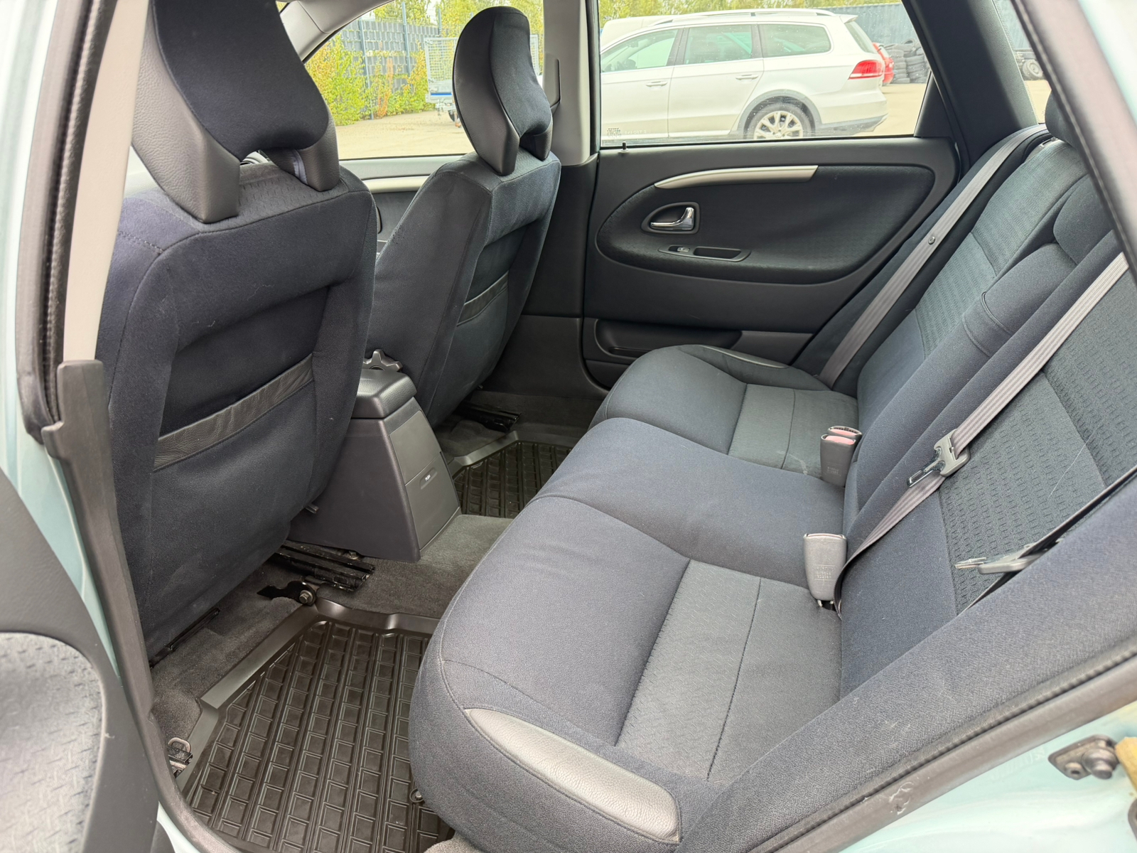 Volvo V40 2.0T Manuell 2003, bild 6/6