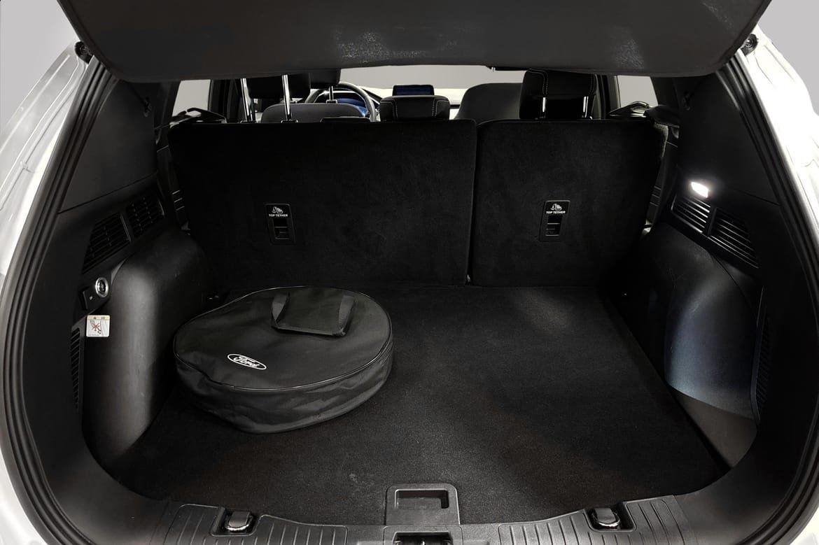 Ford Kuga 2023, bild 6/7