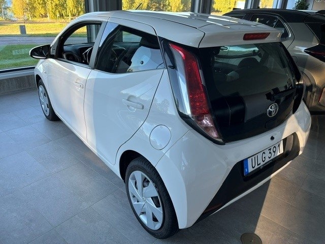 Toyota Aygo 2017, bild 2/9