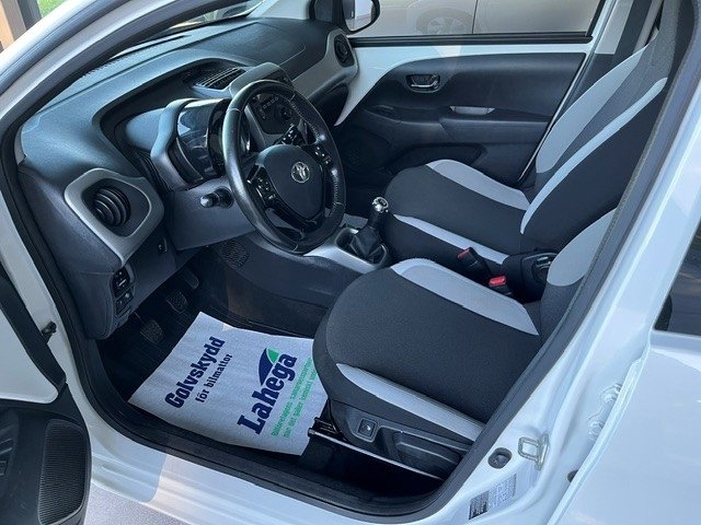 Toyota Aygo 2017, bild 5/9