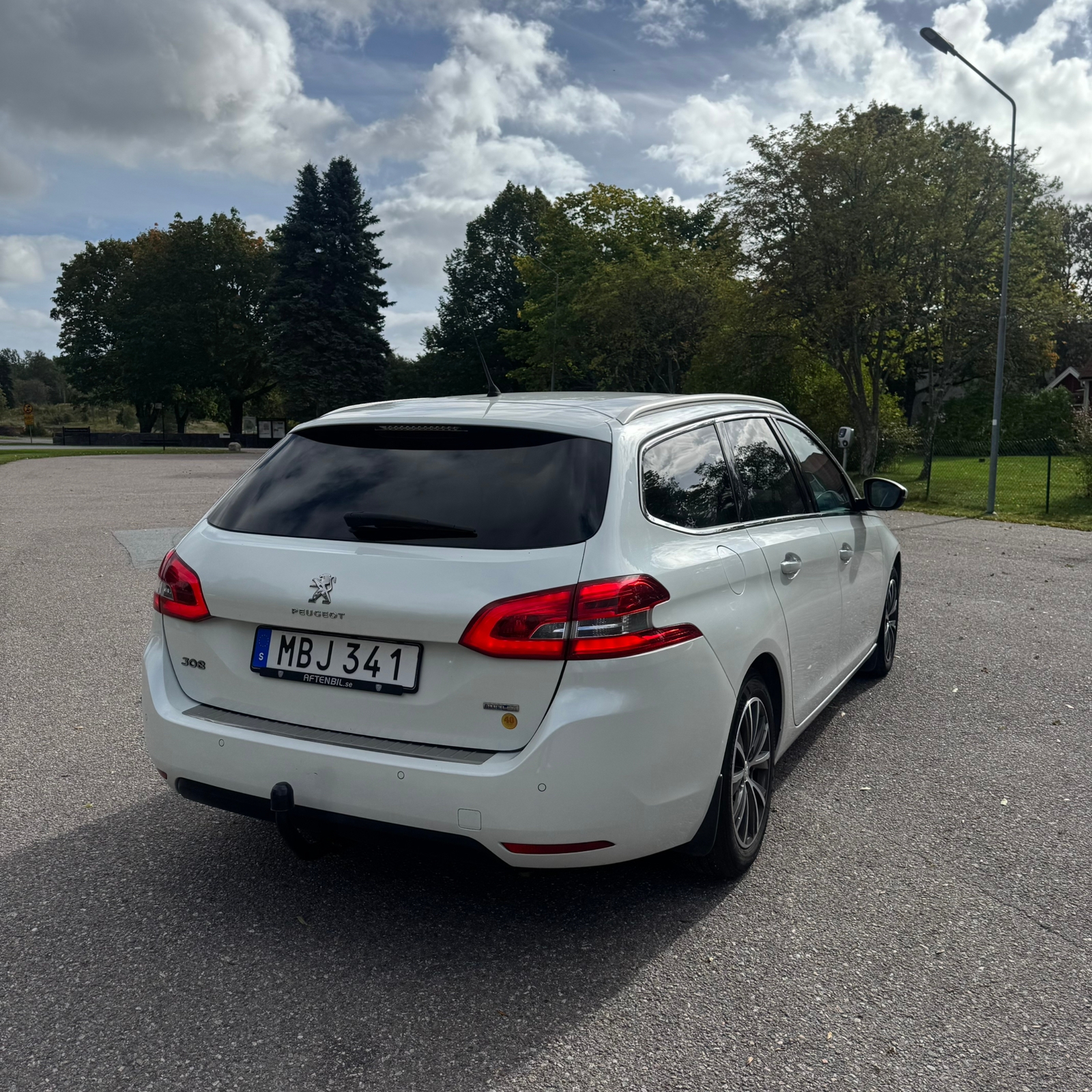 Peugeot 308 SW 1.6 BlueHDi 120 8v EAT 2015, bild 3/9