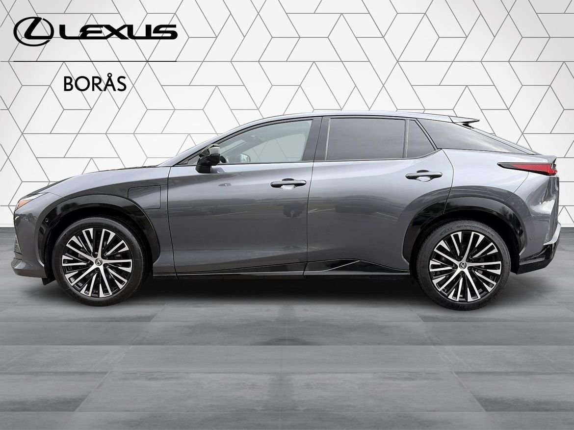 Lexus RZ 2023, photo 5/10