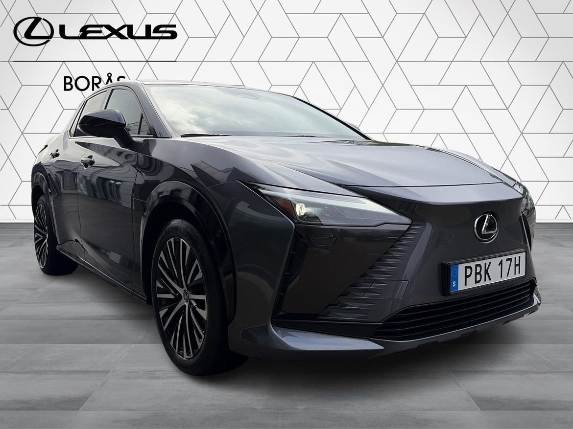 Lexus RZ 2023, photo 3/10