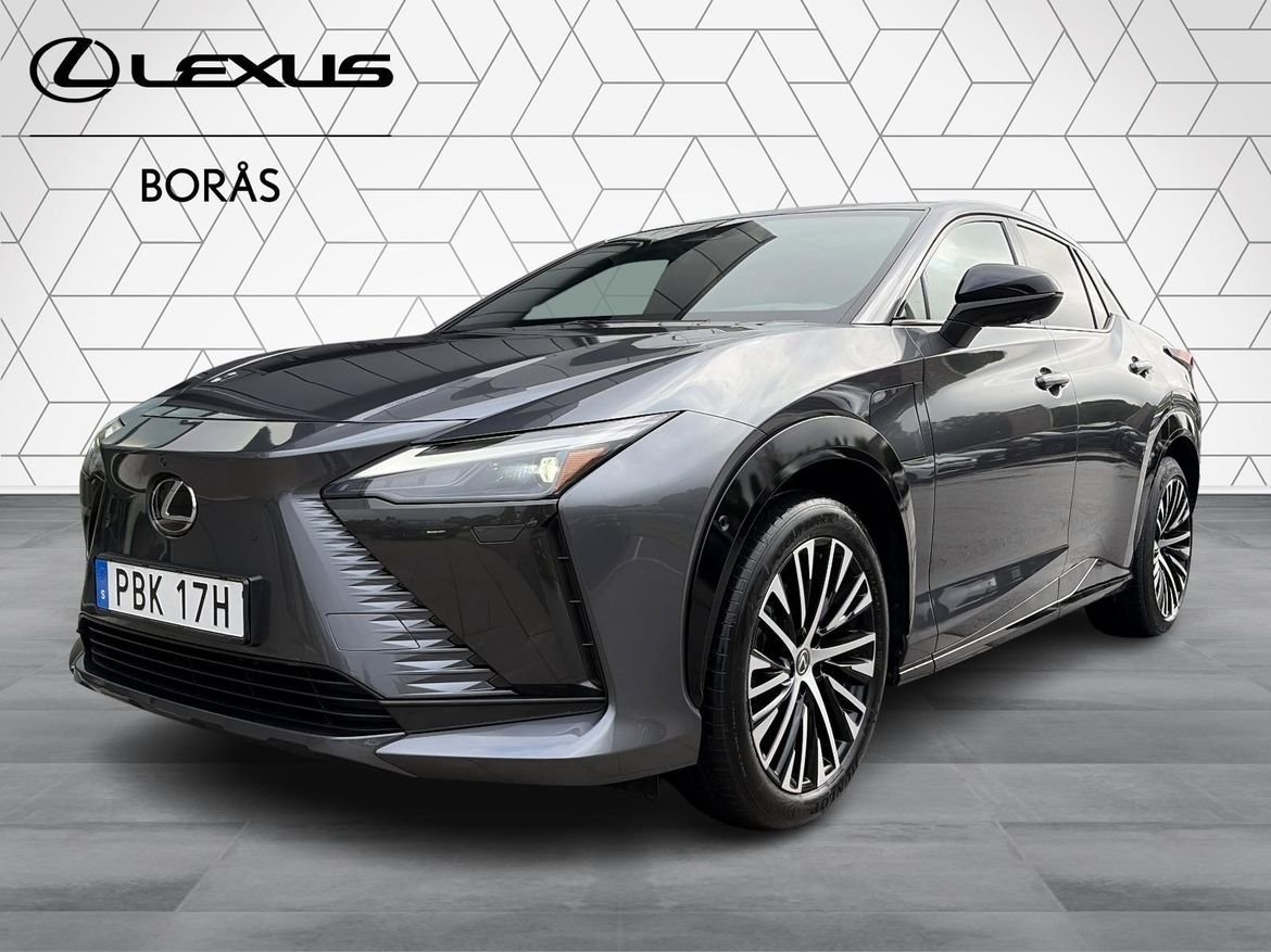 Lexus RZ