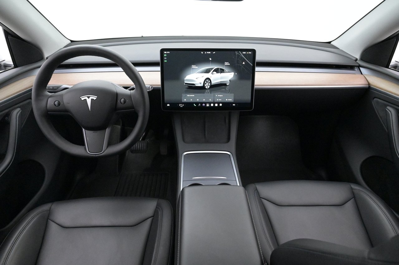 Tesla Model Y 2023, bild 6/10