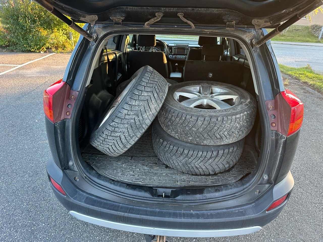 Toyota RAV4 2015, bild 7/10