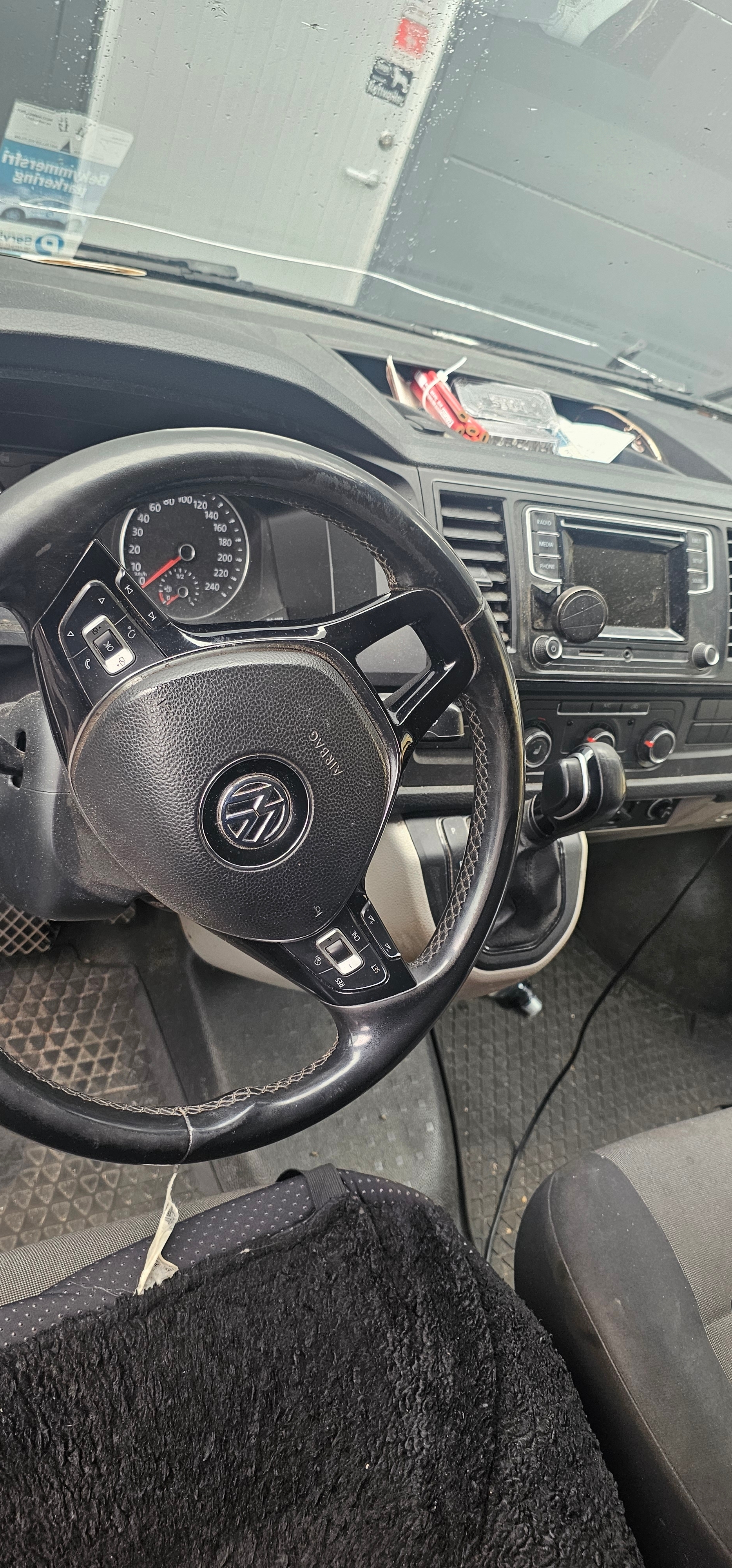 Volkswagen Transporter 2018, bild 4/5