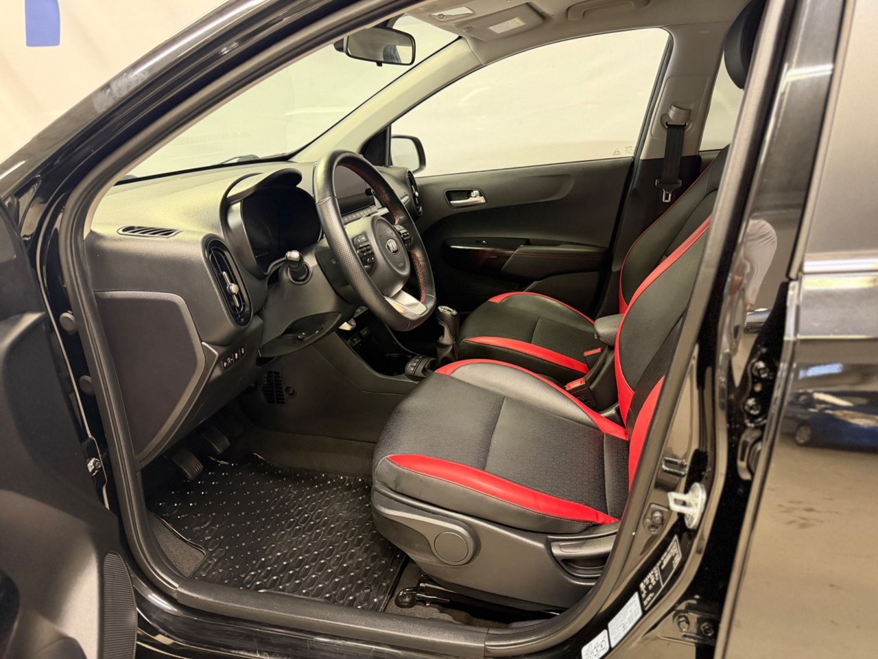 Kia Picanto 1.0 T-GDI GT-Line Besiktigad 2021, bild 5/10