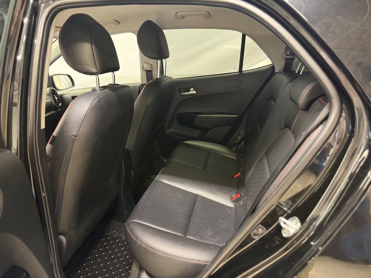 Kia Picanto 1.0 T-GDI GT-Line Besiktigad 2021, bild 6/10