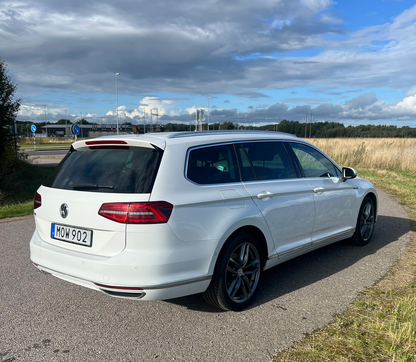 Volkswagen Passat 2016, bild 3/9