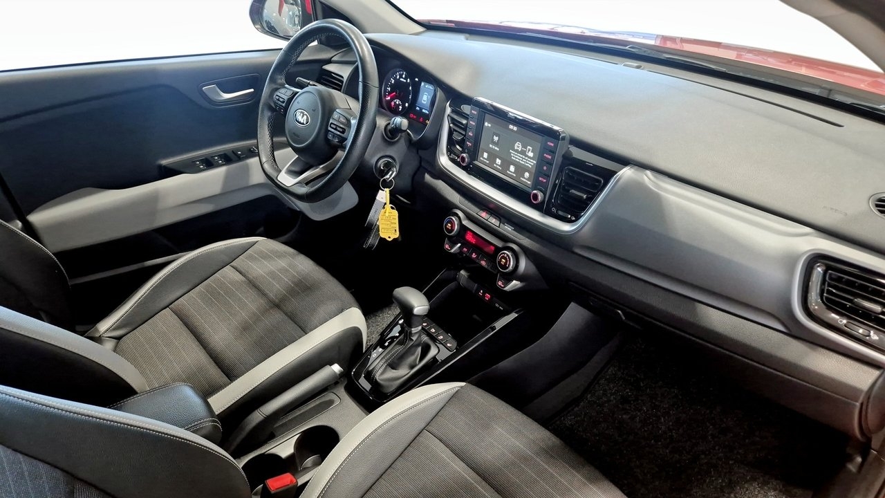 Kia Stonic ADVANCE PLUS 2020, photo 3/9