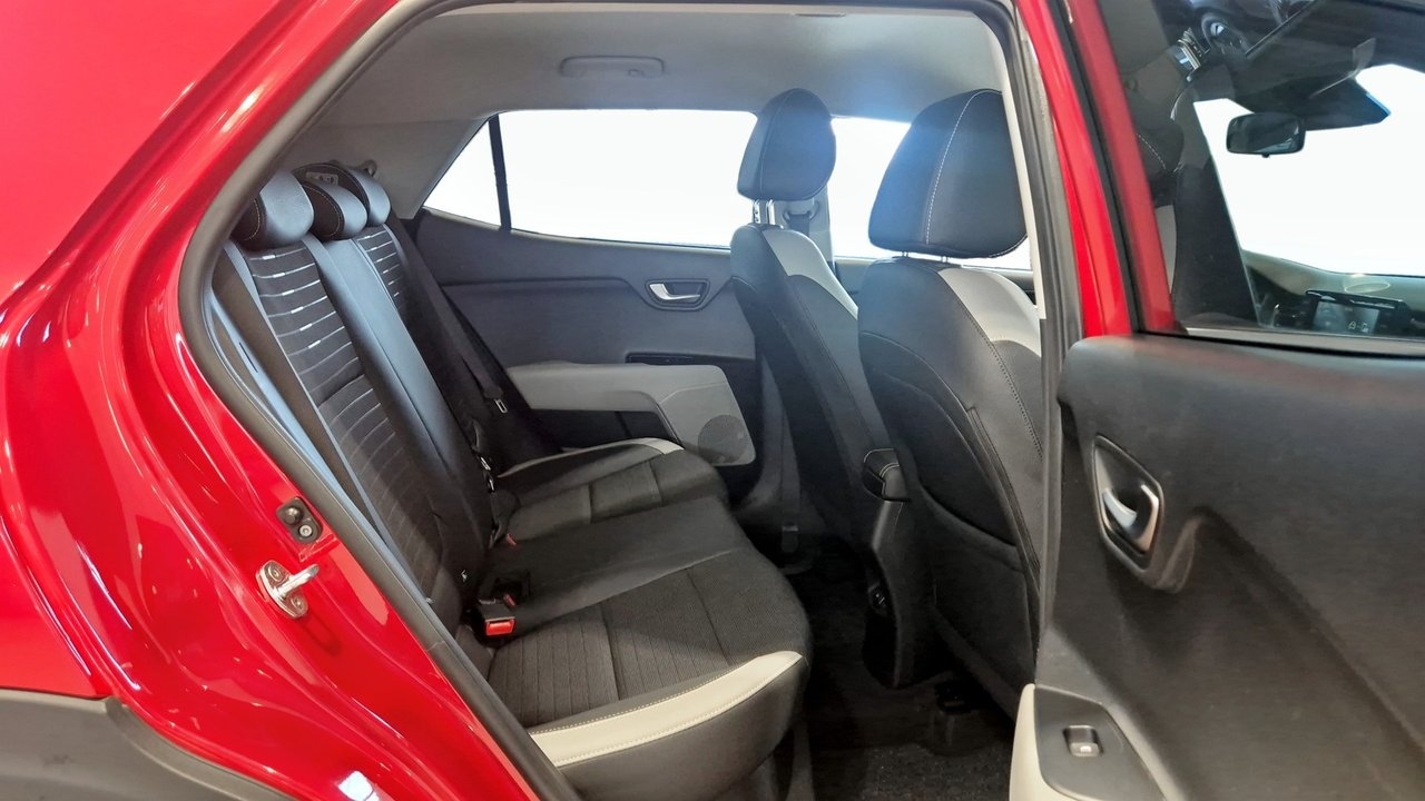 Kia Stonic ADVANCE PLUS 2020, photo 5/9